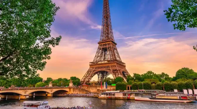 Rekomendasi Wisata Musim Panas Terbaik di Kota Paris
